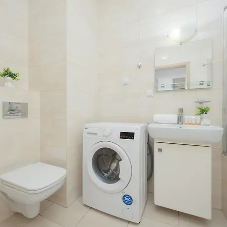 Citylink By Renters Apartman Varsó