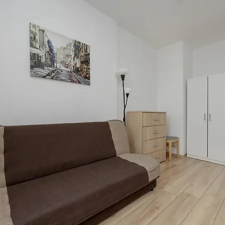 Citylink By Renters Апартаменты *